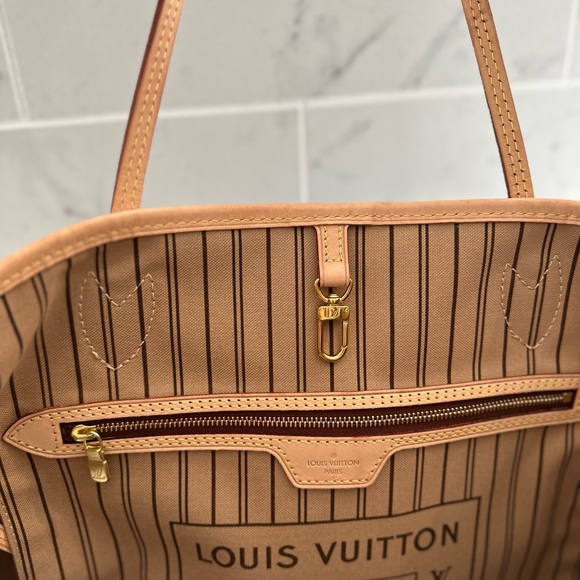 Neverfull GM Beige Monogram Louis Vuitton - Picture 8 of 11
